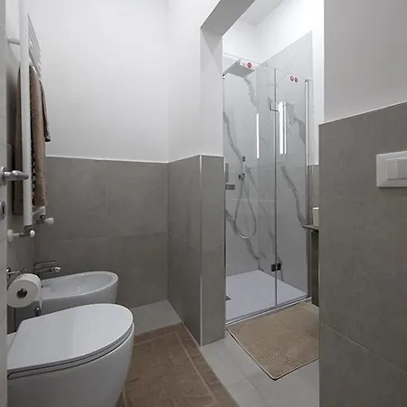 Triumvirato Bed and Breakfast Μπολόνια