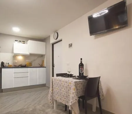 Triumvirato Bed and Breakfast Μπολόνια